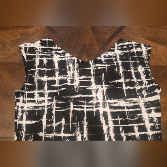 Black and White Sleeveless Sheath Midi Dress Size Small - Picture 8 of 10